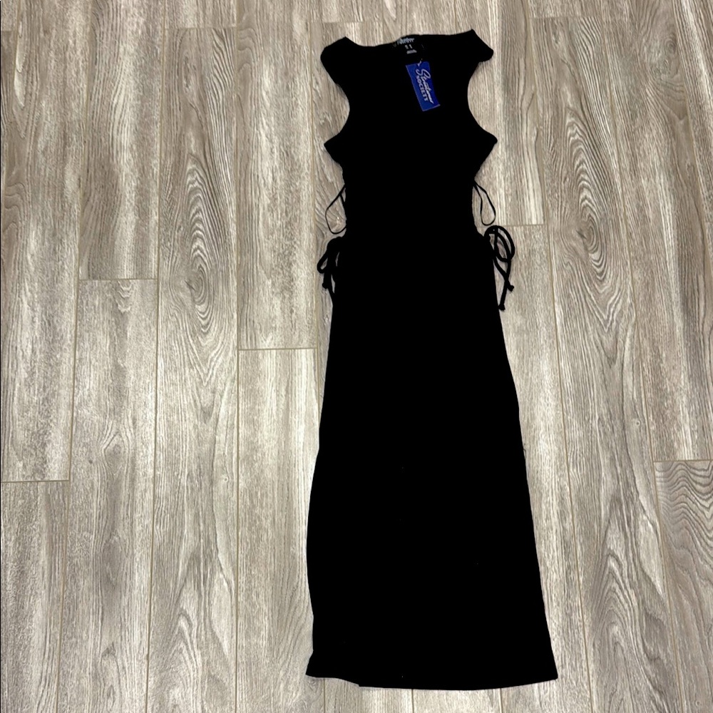Streetwear Society Black Sleeveless Halter Bodycon Dress